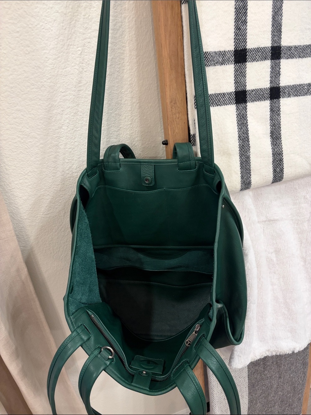 TELFAR Large Carry Bag - Forest - 100% cow hide - Authentic - pebble leather - Picture 3 of 17